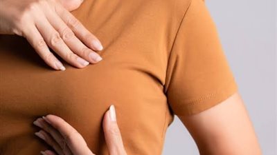 3 أسباب للشعور بألم الصدر وطرق العلاج