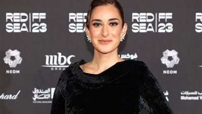 أمينة خليل تفجر مفاجأة حول «المكسيكي» وترد على منتقديها
