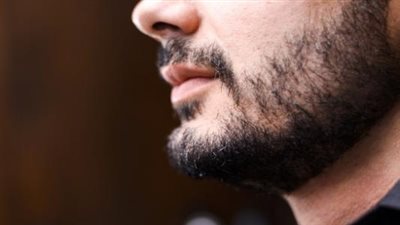 هل حرام أطلب من زوجي حلق لحيته؟ «الإفتاء تُجيب»