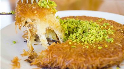 طريقة عمل الكنافة بالجبنة العكاوي