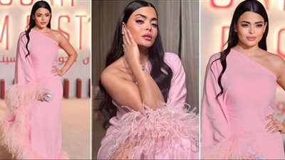 أسماء جلال بفستان مزين بالريش «لن تصدقي سعره» (صور)