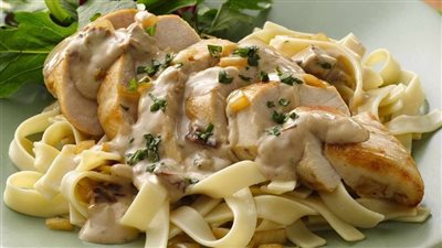 طريقة عمل المكرونة بالوايت صوص والجبنة