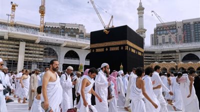 ما حكم طواف المريض حاملًا القسطرة؟ «الإفتاء تُجيب»