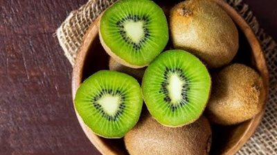 4 فوائد لثمرة الكيوي على الصحة الجنسية للرجال 