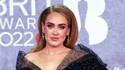 أديل تفجر مفاجأة: كنت أسرق الفنادق رغم ثروتي الضخمة