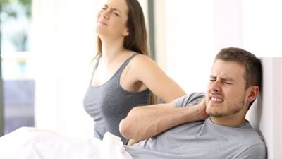 لماذا نشعر بآلام الظهر بعد ممارسة العلاقة الحميمة؟ 3 أسباب صحية