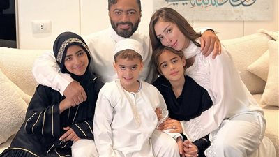 صورة تامر حسني وبسمة بوسيل تشعل السوشيال ميديا والجمهور: هل عاد الثنائي؟