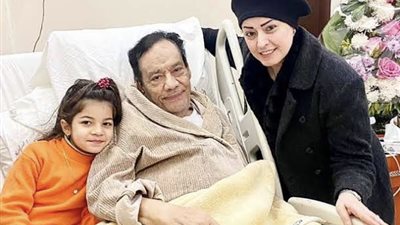 زوجة حلمي بكر تقاضي مصطفى كامل وتكشف أسرارًا خطيرة