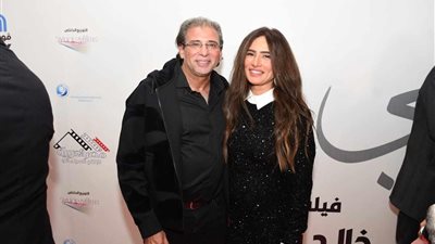 خالد يوسف يثير الجدل حول سبب اختيار زينة لبطولة «الإسكندراني» (فيديو)