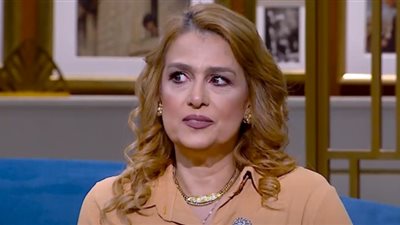 سيمون تنهار من البكاء على الهواء لهذا السبب | فيديو