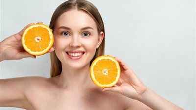 أفضل 10 كريمات فيتامين سي لنضارة البشرة | صور