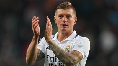 نجم الريال توني كروس يثير استهجان الجمهور في السوبر الإسباني بسبب الأهلي السعودي