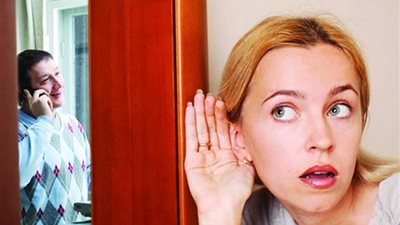 3 طرق للتعامل مع الزوجة الشكاكة 