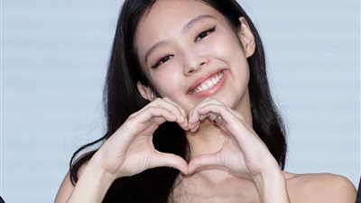 نجمة بلاك بينك «جيني كيم» تتصدر قوائم بيلبورد في عيد ميلادها الـ28