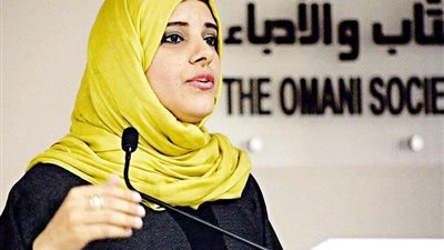 بدرية البدري | شاعرة عمانية تخصصت في أدب الأطفال