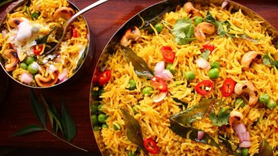 طريقة عمل الأرز بالكاري والخضروات