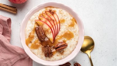 طريقة عمل المهلبية بالتفاح والقرفة بخطوات سهلة 