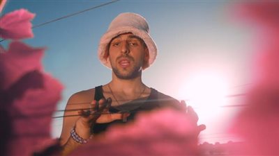 رابر فلسطيني يفتتح مهرجان كوتشيلا الأمريكي.. من هو؟