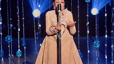 ظهور نادر لـ نجاة الصغيرة في حفل Joy Awards (صور)