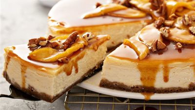  طريقة عمل تشيز كيك التفاح بالكراميل 