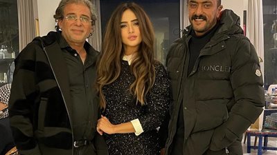 هل تزور زينة أحمد العوضي في المستشفى بعد أنباء ارتباطهما؟