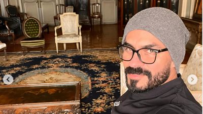 خالد سليم يستعرض مقتنيات عبد الحليم حافظ من داخل منزله (صور)