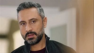 أول تعليق من قيس الشيخ بعد تعرضه لموقف محرج في حفل joy awards