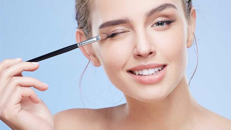 خطوات تطبيق مكياج
