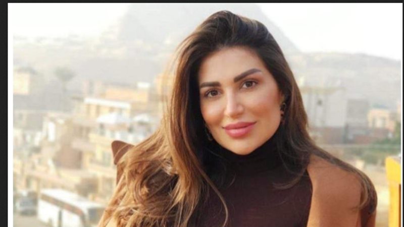 سارة نخلة