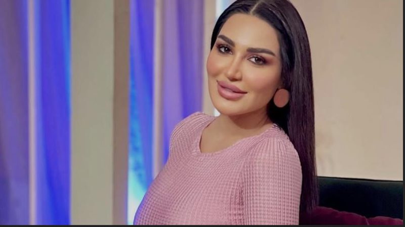 سارة نخلة