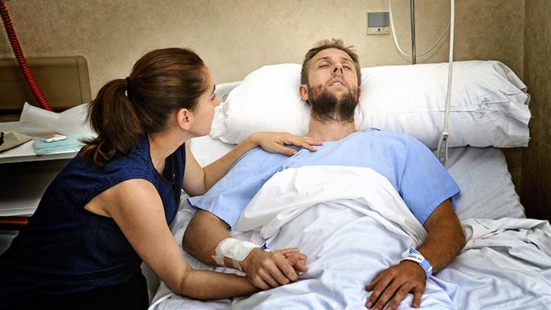 الاعتناء بالزوج المريض