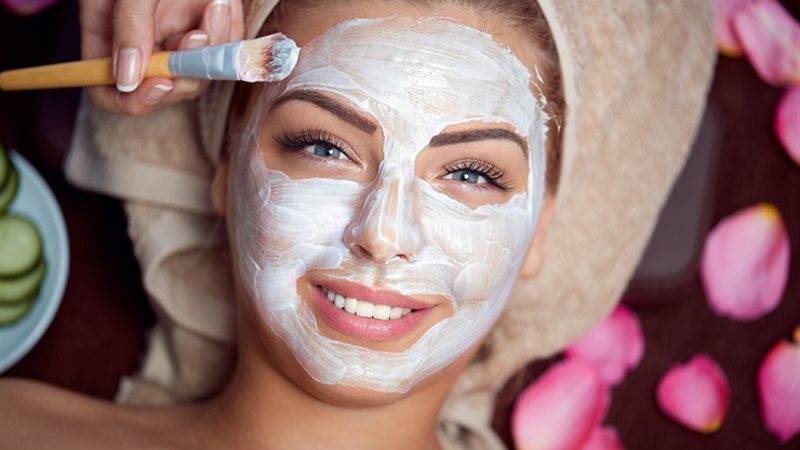 ماسكات طبيعية لترطيب