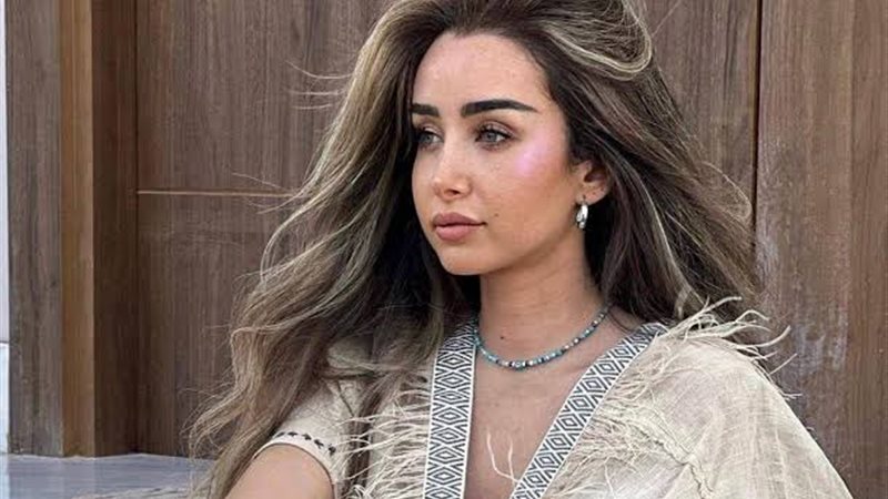 هنا الزاهد