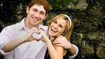 3 طرق لجعل رجل برج الحمل يحبك (إنفوجراف)