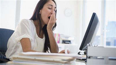 هل الصداع والتثاؤب الكثير من أعراض العين والحسد؟ «الإفتاء تُجيب»