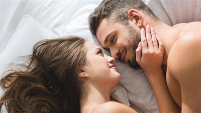 3 أشياء افعليها مع زوجك بعد ممارسة العلاقة الحميمة 