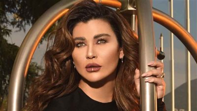 عالم أزهري يكشف الحكم الشرعي بعد أرضاع نادين الراسي لشقيقها