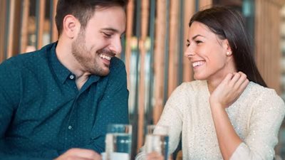 3 طرق لإغراء رجل برج الأسد 