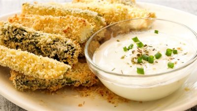 طريقة عمل أصابع الكوسا المقرمشة 