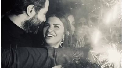 كريم فهمي يحتفل بعيد ميلاد زوجته ويعتذر لهذا السبب (فيديو)