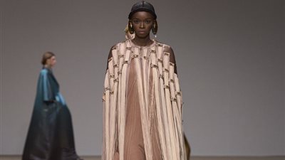 ريفا تطلق أزياء رمضان 2024 في أسبوع الموضة بدبي (صور) 