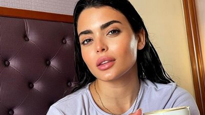 أسماء جلال مفاجأة فيلم «ولاد رزق 3»  