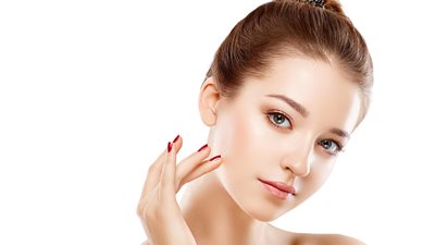 فوائد إكليل الجبل للبشرة وطرق استخدامه