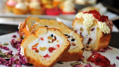 طريقة عمل كيكة الفواكة المجففة