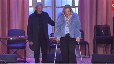 إصابة الفنانة شيرين رضا بكسر في القدم (فيديو)