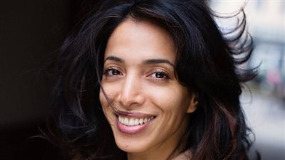  زهرة إسماعيلي | ناشطة حقوق إنسان وأول عارضة أزياء من أفغانستان 