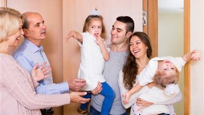 5 أمور عليك الإلتزام بها لو معزومة عند حماتك في رمضان 2024