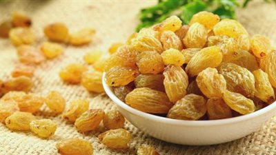 «الزبيب» كنز من الفوائد على مائدة رمضان 2024