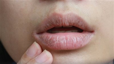 4 أطعمة تحميك من جفاف الفم ورائحته الكريهة في رمضان 2024