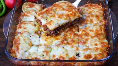 طريقة عمل صينية البطاطس باللحم المفروم والكريمة